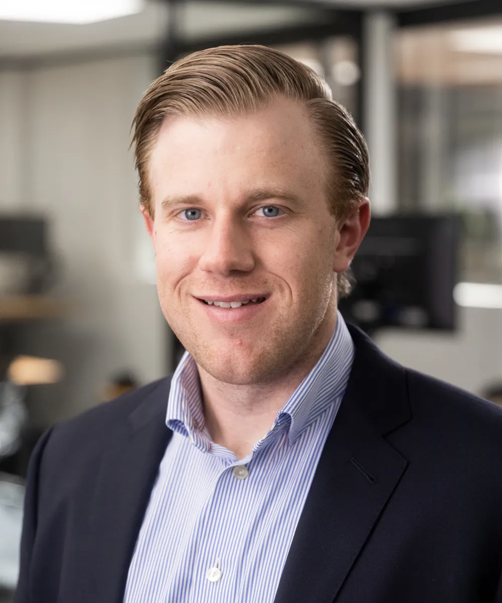 Chris Sternau